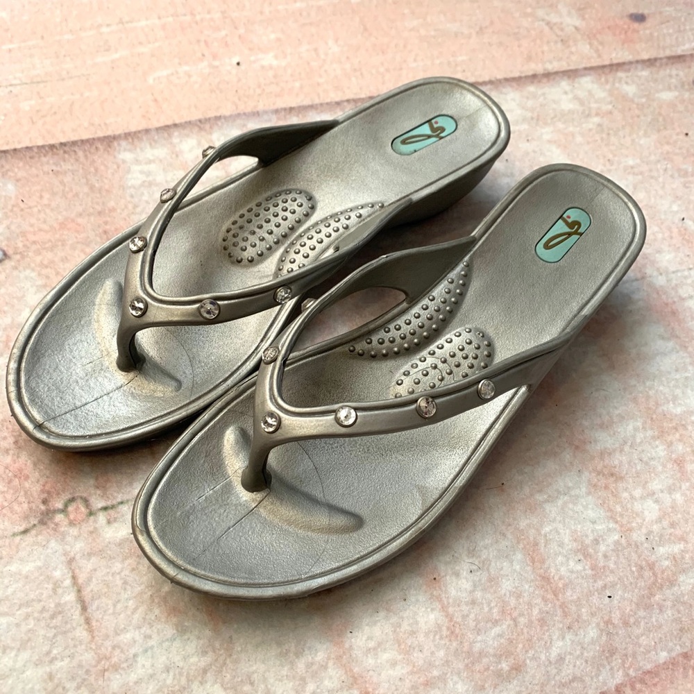 Oka-B silver rhinestone flip flops